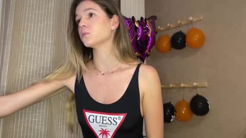 Lucie hot follow me on  online show from 10-22-25, 06:18