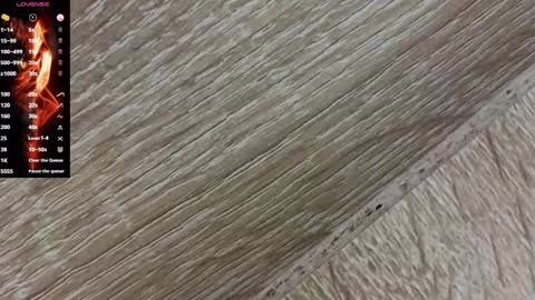 Snapshot of lucie_nicolls chatting on 01-08-25, 11:09 Lucie online show from 01-08-25, 11:09