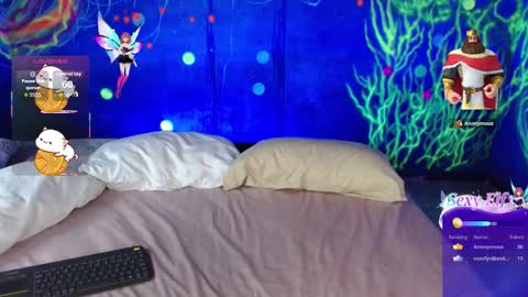 Lucie - online show from 12-13-25, 07:53