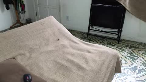 Snapshot of lucifer_curious chatting on 10-01-25, 04:02 lucifer_curious online show from 10-01-25, 04:02