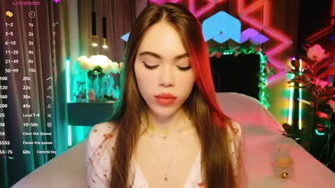 MimiFors online show from 10-06-25, 04:26