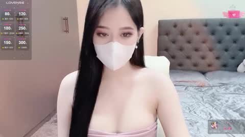 lucii04 online show from 01-14-26, 05:40