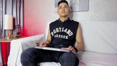 Leo online show from 02-08-25, 11:12