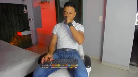 Leo online show from 11-12-25, 11:43