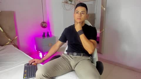 Leo online show from 11-19-25, 11:43