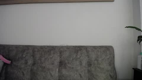 luciiana online show from 03-20-26, 04:45