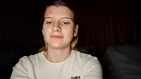 Monika online show from 10-20-25, 08:31