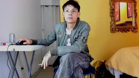luckk_ online show from 07-05-26, 05:14