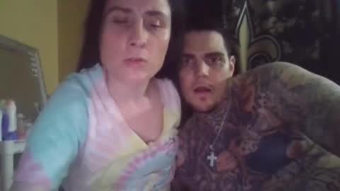 Snapshot of luckmoneylove1012 chatting on 12-25-24, 02:25 prettybaby1012 online show from 12-25-24, 02:25