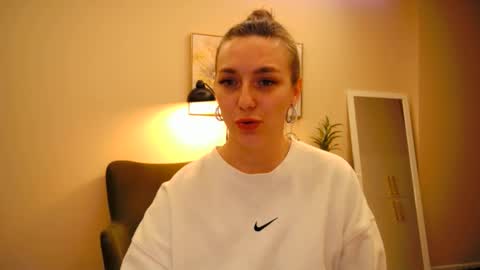 lucky_foryou_baby online show from 12-29-24, 03:13