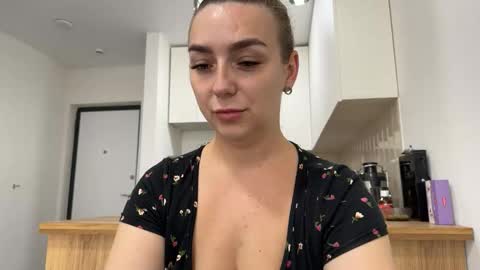 lucky_foryou_baby online show from 10-12-25, 10:25