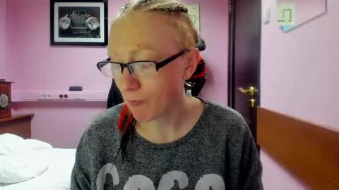 lucky_licky20 online show from 02-24-25, 03:02