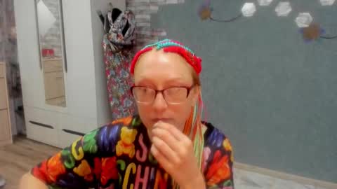 lucky_licky20 online show from 09-13-25, 02:00