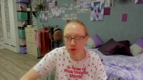 Snapshot of lucky_licky20 chatting on 04-21-26, 02:51 lucky_licky20 online show from 04-21-26, 02:51