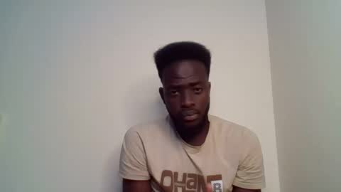 Snapshot of luckycharly chatting on 02-14-25, 06:02 MASTER DOM online show from 02-14-25, 06:02