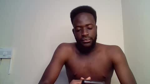 Snapshot of luckycharly chatting on 10-19-25, 03:29 MASTER DOM online show from 10-19-25, 03:29