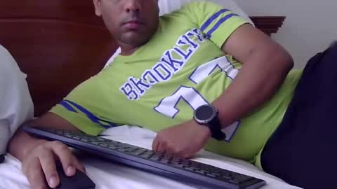 luckyfinalone online show from 09-14-25, 04:06