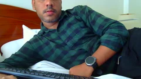 luckyfinalone online show from 09-30-25, 07:30