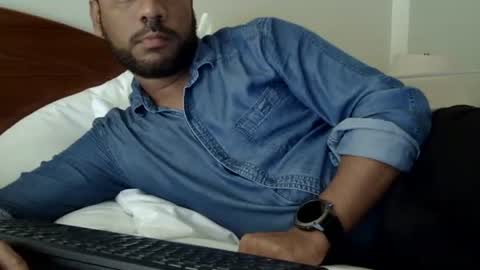 luckyfinalone online show from 11-19-25, 08:31