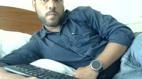 luckyfinalone online show from 11-24-25, 06:51