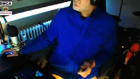        call me  Stefan online show from 02-16-25, 05:26