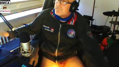        call me  Stefan online show from 03-02-25, 09:21