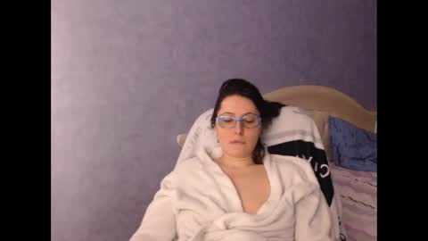 Snapshot of luckylinda23 chatting on 02-20-25, 04:36 luckylinda23 online show from 02-20-25, 04:36