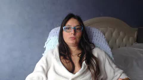 Snapshot of luckylinda23 chatting on 10-22-25, 09:53 luckylinda23 online show from 10-22-25, 09:53