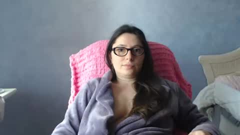 luckylinda23 online show from 04-16-26, 10:05