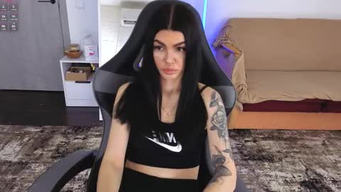 Monika online show from 03-28-26, 07:19