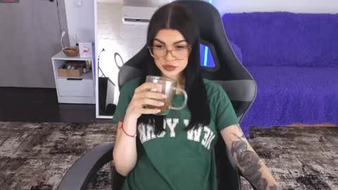 Monika online show from 04-18-26, 08:29