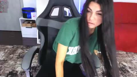 Snapshot of luckyrebel_ chatting on 06-12-26, 06:12 Monika online show from 06-12-26, 06:12