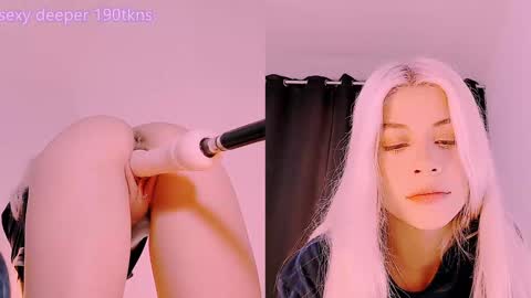 Snapshot of luckysapphire777 chatting on 12-21-24, 11:44 luckysapphire777 online show from 12-21-24, 11:44