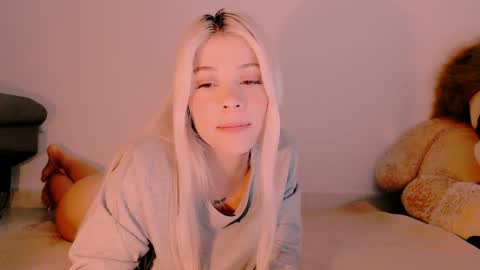 Snapshot of luckysapphire777 chatting on 02-02-25, 07:41 luckysapphire777 online show from 02-02-25, 07:41