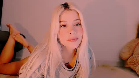 Snapshot of luckysapphire777 chatting on 02-02-25, 01:52 luckysapphire777 online show from 02-02-25, 01:52