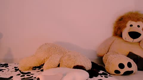 Snapshot of luckysapphire777 chatting on 02-06-25, 11:10 luckysapphire777 online show from 02-06-25, 11:10