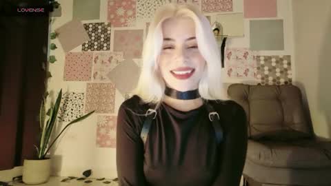 Snapshot of luckysapphire777 chatting on 07-11-26, 06:43 luckysapphire777 online show from 07-11-26, 06:43