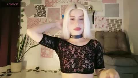 Snapshot of luckysapphire777 chatting on 07-24-26, 11:19 luckysapphire777 online show from 07-24-26, 11:19