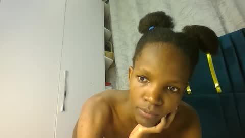 brielle online show from 12-22-25, 07:00