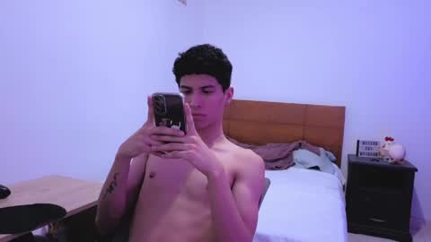 Lu Independent Model online show from 04-09-26, 06:19