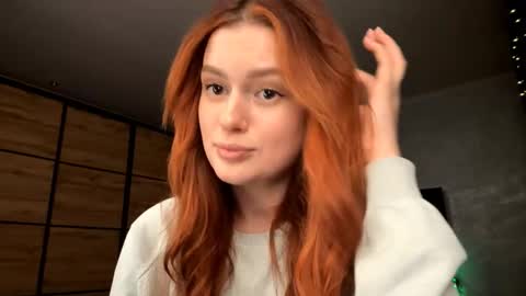 EmmaEmbers online show from 03-27-26, 05:12