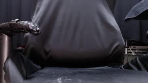 lucretiasissygothic online show from 10-04-25, 04:21