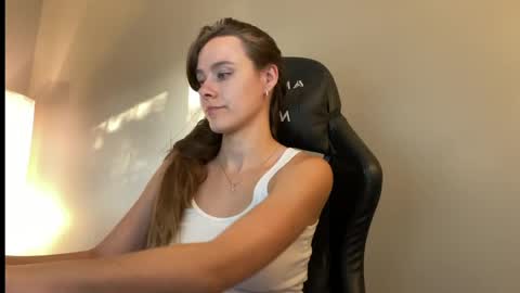 Lucy online show from 05-18-26, 12:18