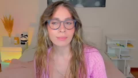 lucy__ray online show from 12-08-24, 06:17