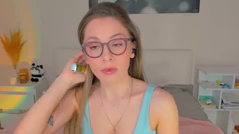 lucy__ray online show from 12-24-24, 12:00