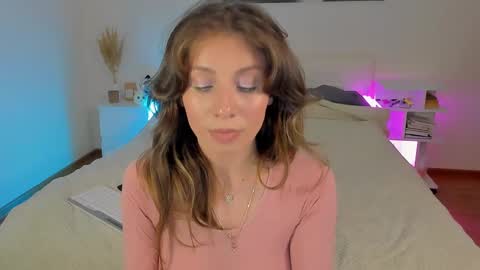 lucy__ray online show from 02-12-25, 04:33