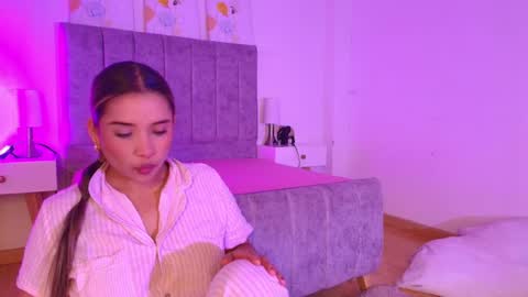 lucy online show from 04-04-26, 03:38