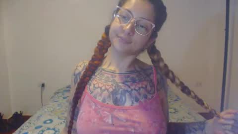 Lucia online show from 12-19-25, 08:49