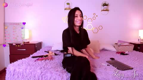 Luciana online show from 10-14-25, 02:56