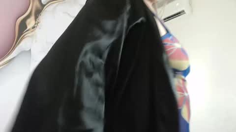 Lucy online show from 09-11-25, 12:27